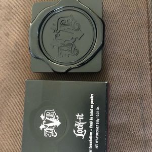 KVD Beauty Lock-It Foundation Powder in Deep 205